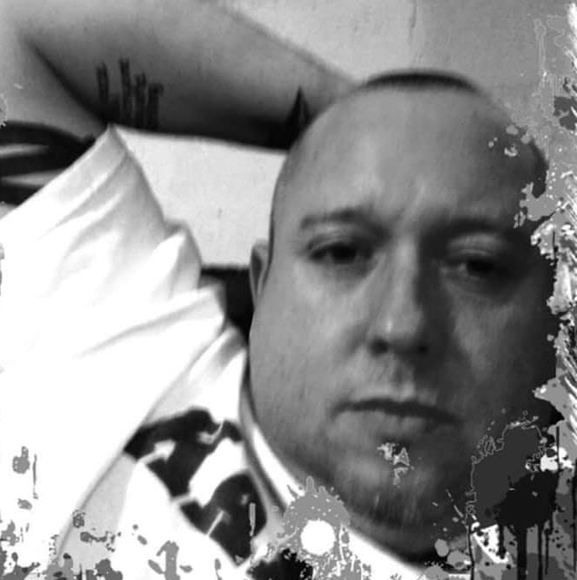 Meet your Posher, Josh - Picture 1 of 1